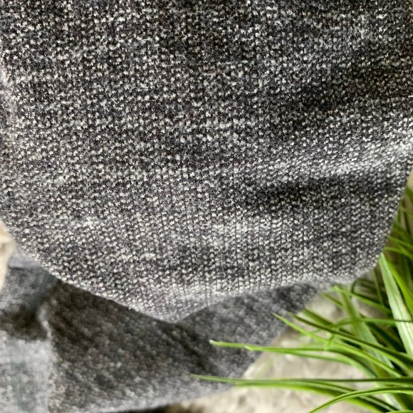 Lululemon align 28in size 2 dark grey chevron - Picture 4 of 5